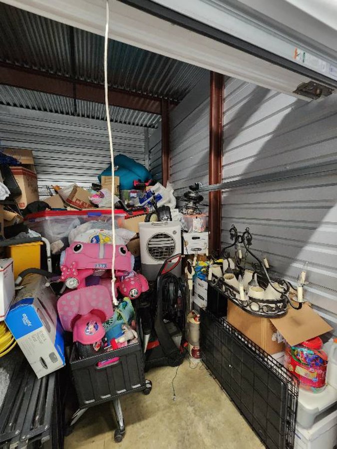 10 x 15 storage unit in San Antonio, TX