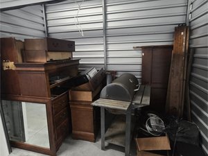 10 x 5 storage unit in Jacksonville, FL