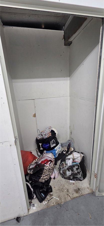 4 x 4 storage unit in Biloxi, MS