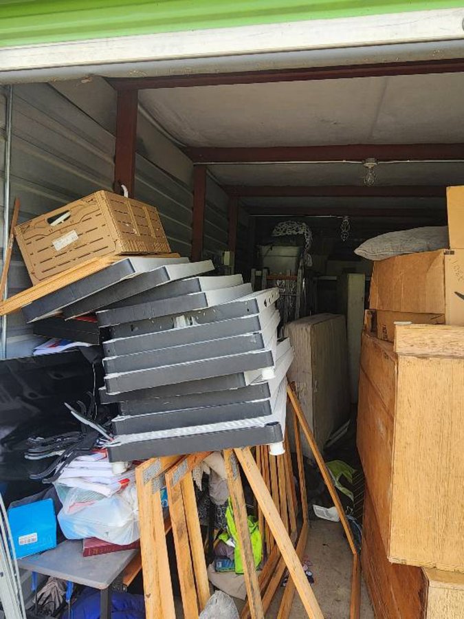 10 x 30 storage unit in Round Rock, TX