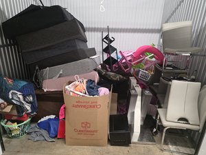 10 x 9 storage unit in Saginaw, MI