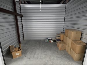20 x 8 storage unit in Decatur, GA