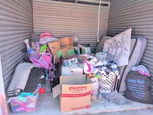 10 x 10 storage unit in Bolingbrook, IL
