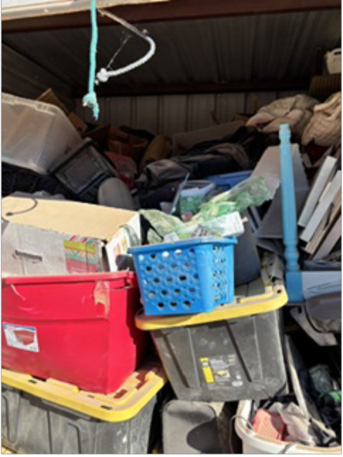 10 x 10 storage unit in Carlsbad, NM