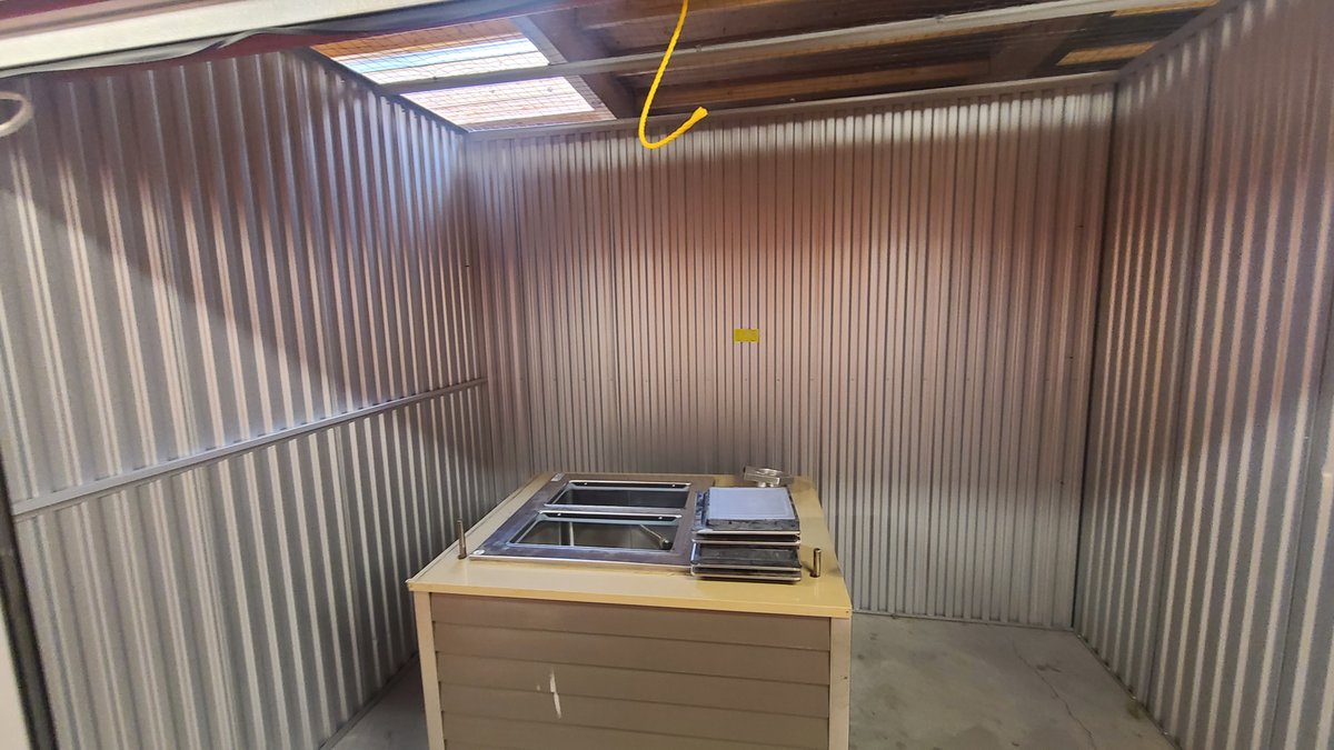 10 x 7 storage unit in Newcastle, WA