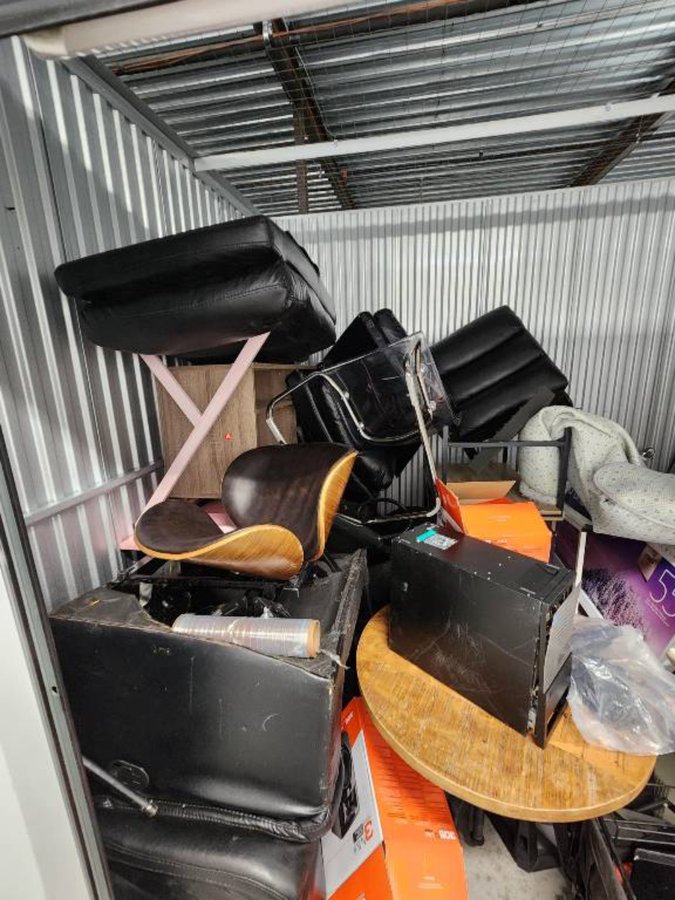 7 x 10 storage unit in Dallas, TX