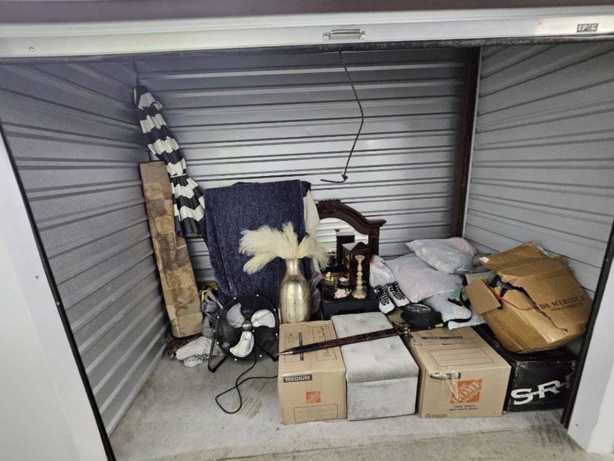 10 x 5 storage unit in Plano, TX