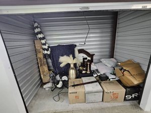 10 x 5 storage unit in Plano, TX