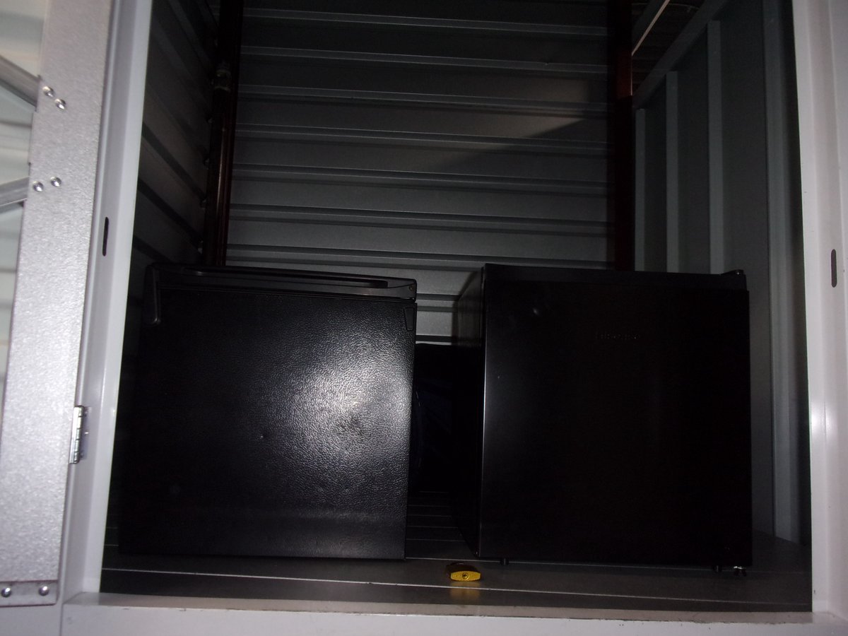 5 x 5 storage unit in Washington, DC