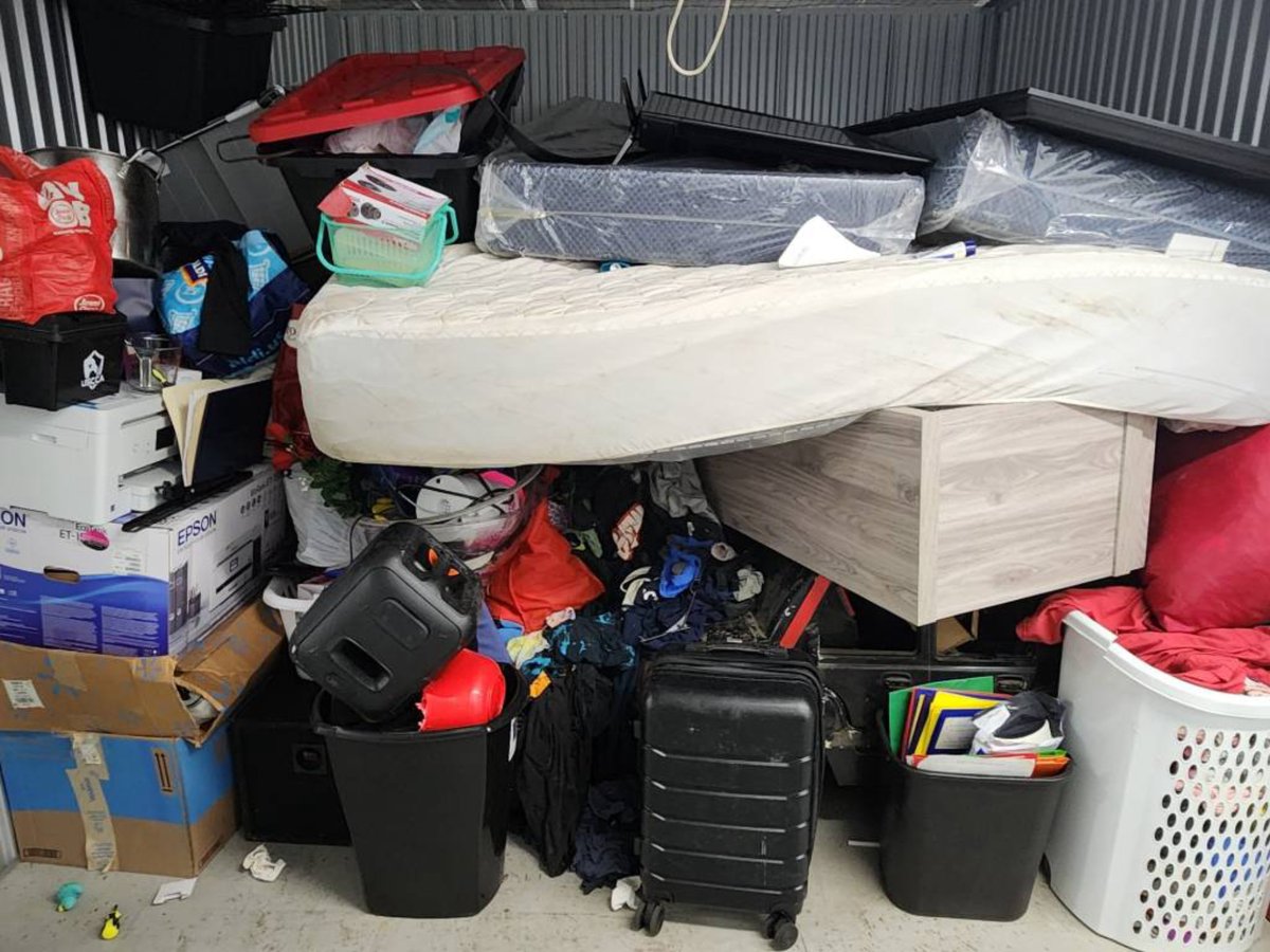10 x 10 storage unit in Chicago, IL