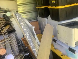 10 x 10 storage unit in College Park, GA