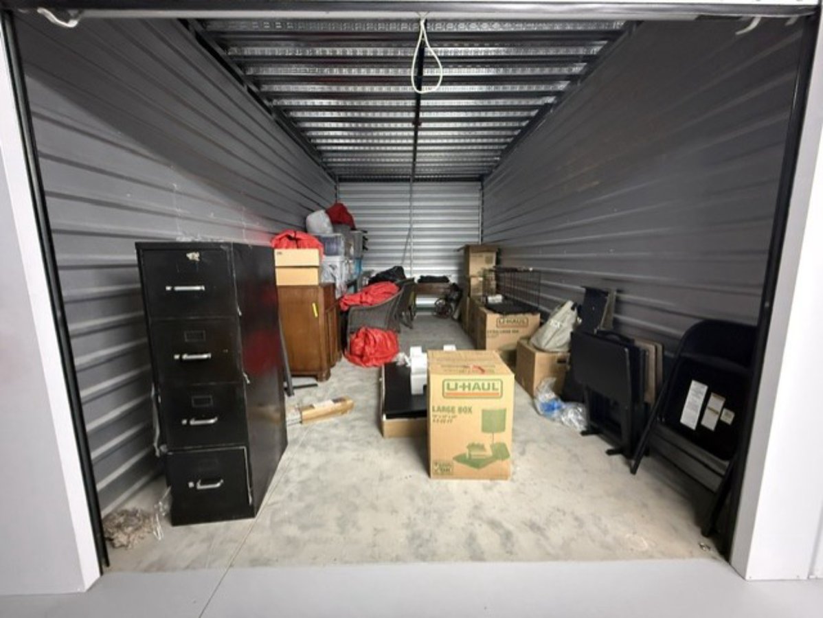 10 x 20 storage unit in Raleigh, NC