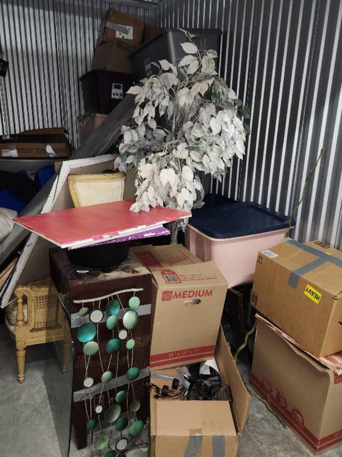 20 x 10 storage unit in Houston, TX