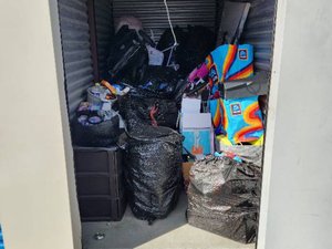 5 x 10 storage unit in Jeffersonville, IN