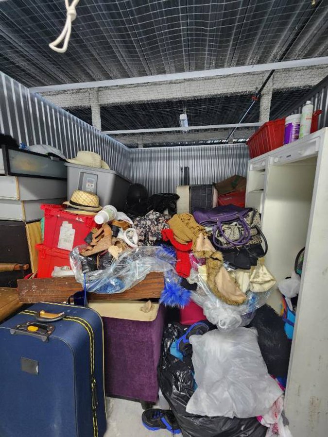 10 x 15 storage unit in Houston, TX