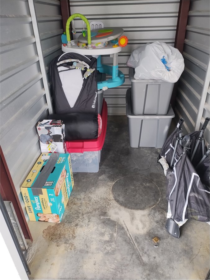 4 x 9 storage unit in Virginia Beach, VA