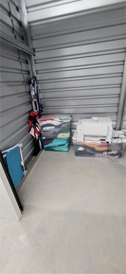 10 x 5 storage unit in Somerset, NJ