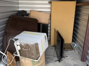 8 x 10 storage unit in Beach Park, IL