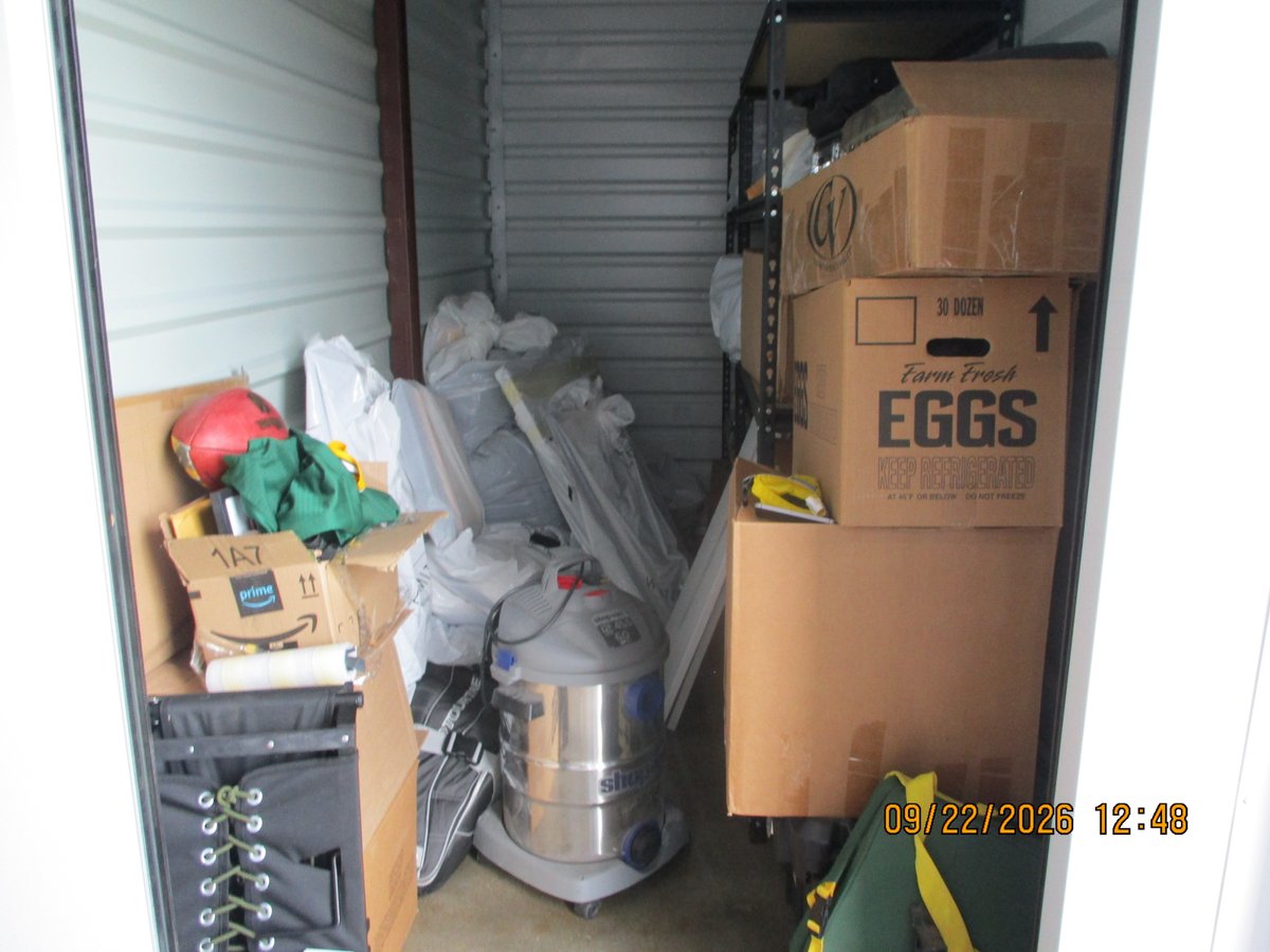 5 x 12 storage unit in Buffalo Grove, IL