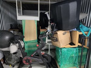 10 x 10 unit in Miami