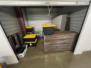 10 x 10 storage unit in Kansas City, MO