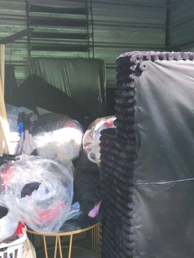 10 x 10 storage unit in College Park, GA