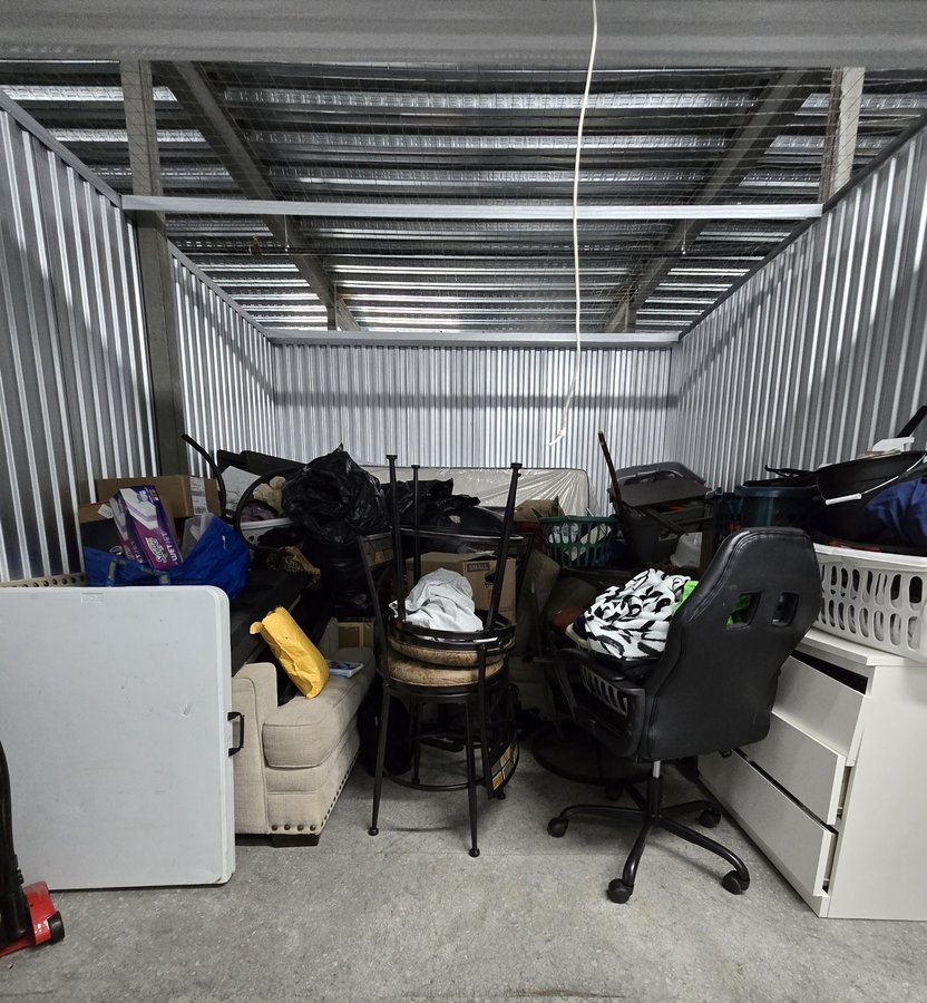 10 x 10 storage unit in Atlanta, GA