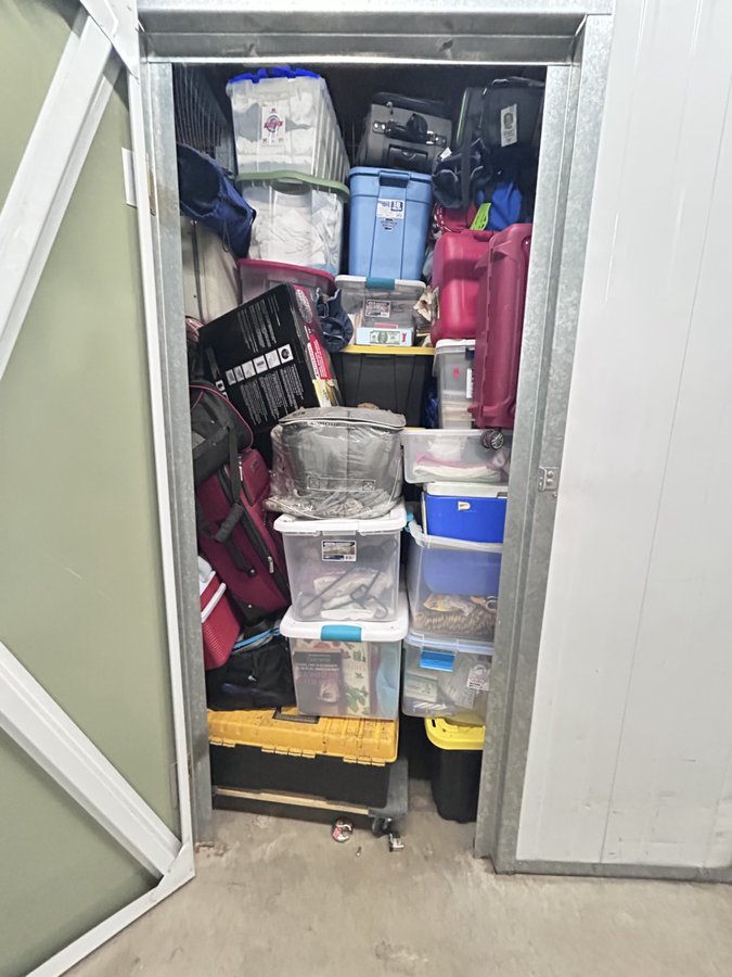 5 x 5 storage unit in MIAMI, FL