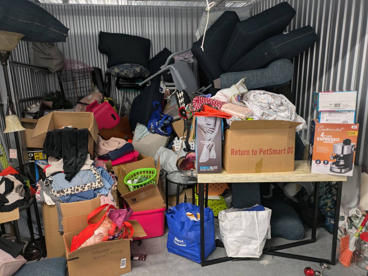 10 x 10 storage unit in Slidell, LA