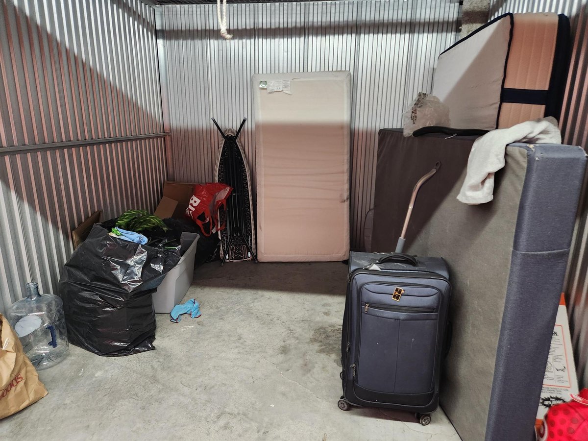 10 x 10 storage unit in Yonkers, NY