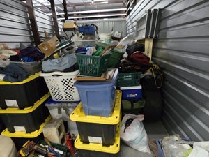 10 x 20 storage unit in Lakeland, FL