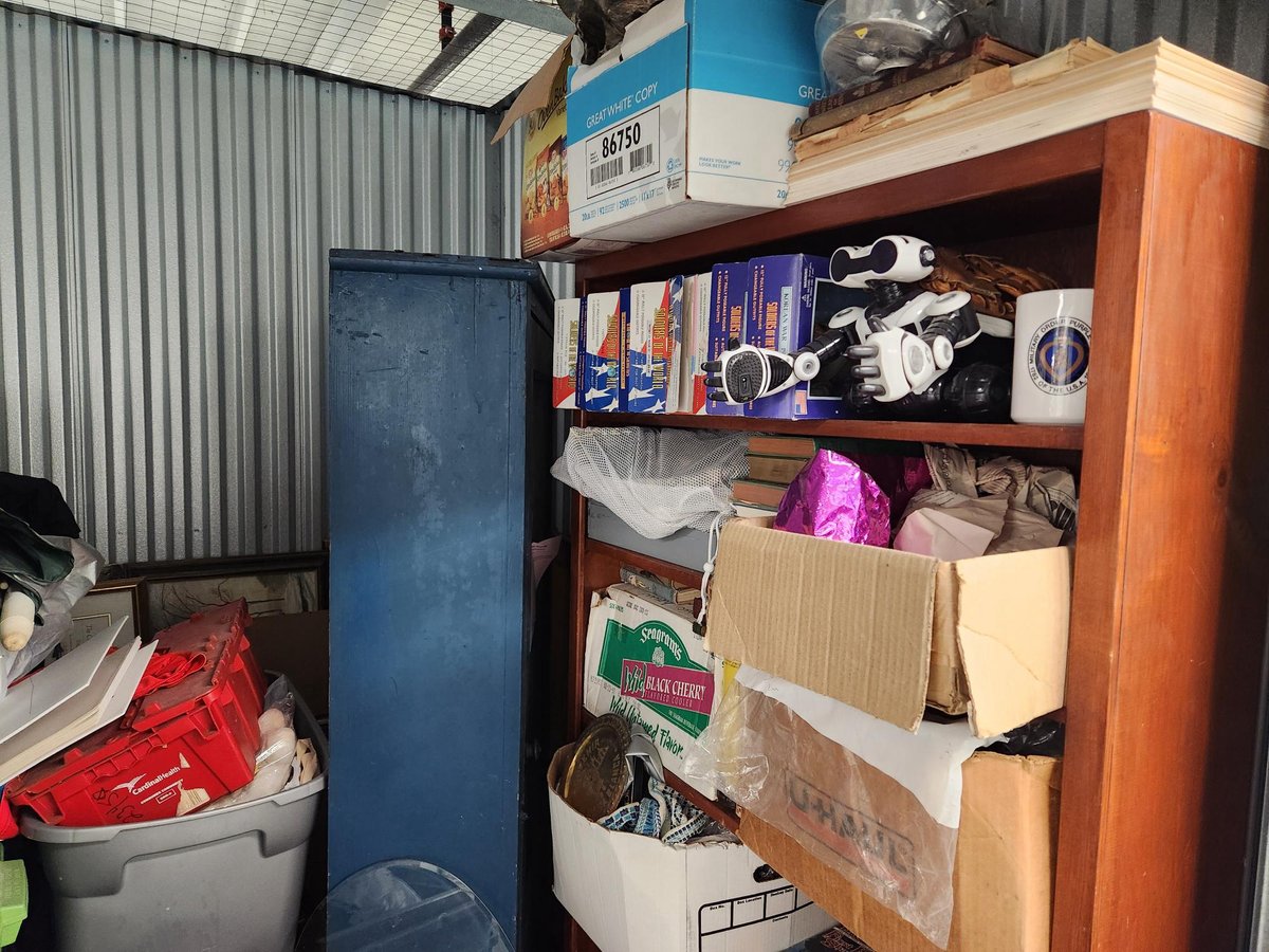 7 x 10 storage unit in Bellmawr, NJ