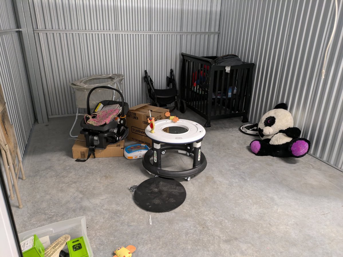 10 x 10 storage unit in Slidell, LA