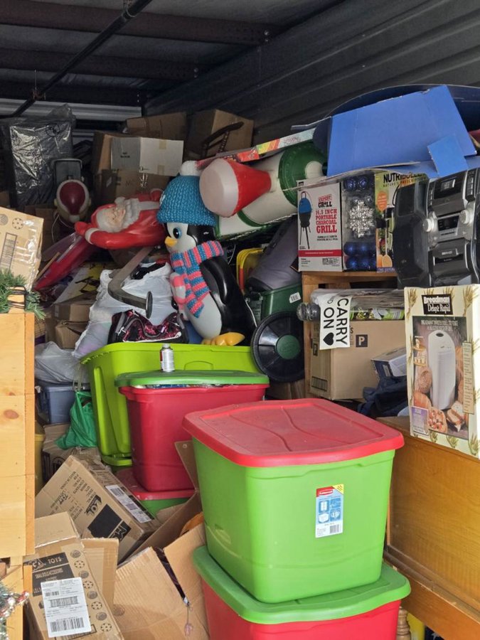 10 x 30 storage unit in Lakeland, FL
