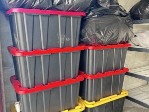 10 x 10 storage unit in MIAMI, FL
