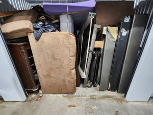 10 x 10 storage unit in Kansas City, MO