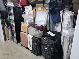 10 x 5 storage unit in Pembroke Pines, FL