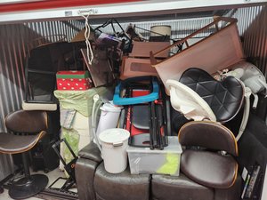 10 x 10 storage unit in Yonkers, NY
