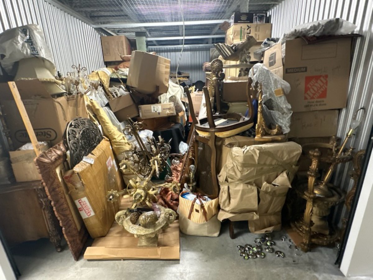 10 x 20 storage unit in Pompano Beach, FL