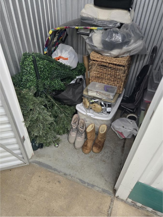 5 x 5 storage unit in Englewood, NJ