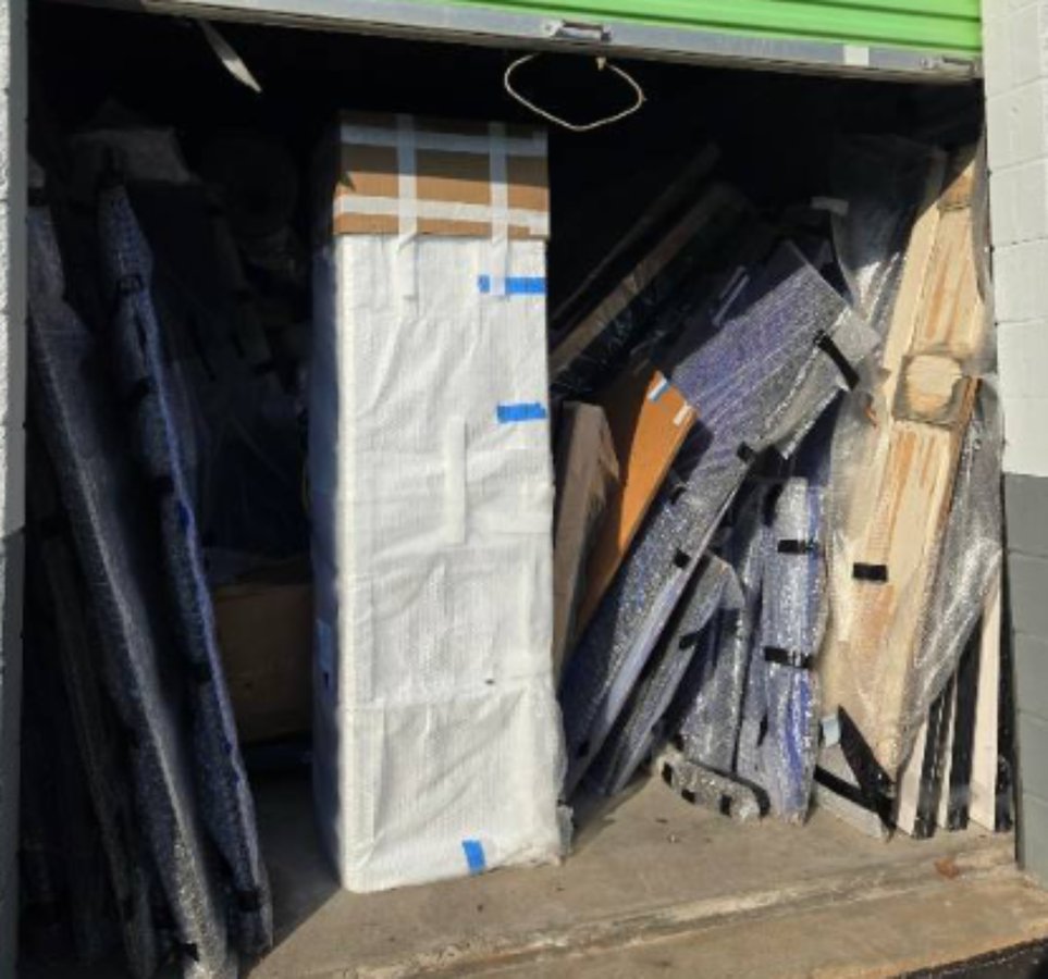 10 x 20 storage unit in Englewood, NJ
