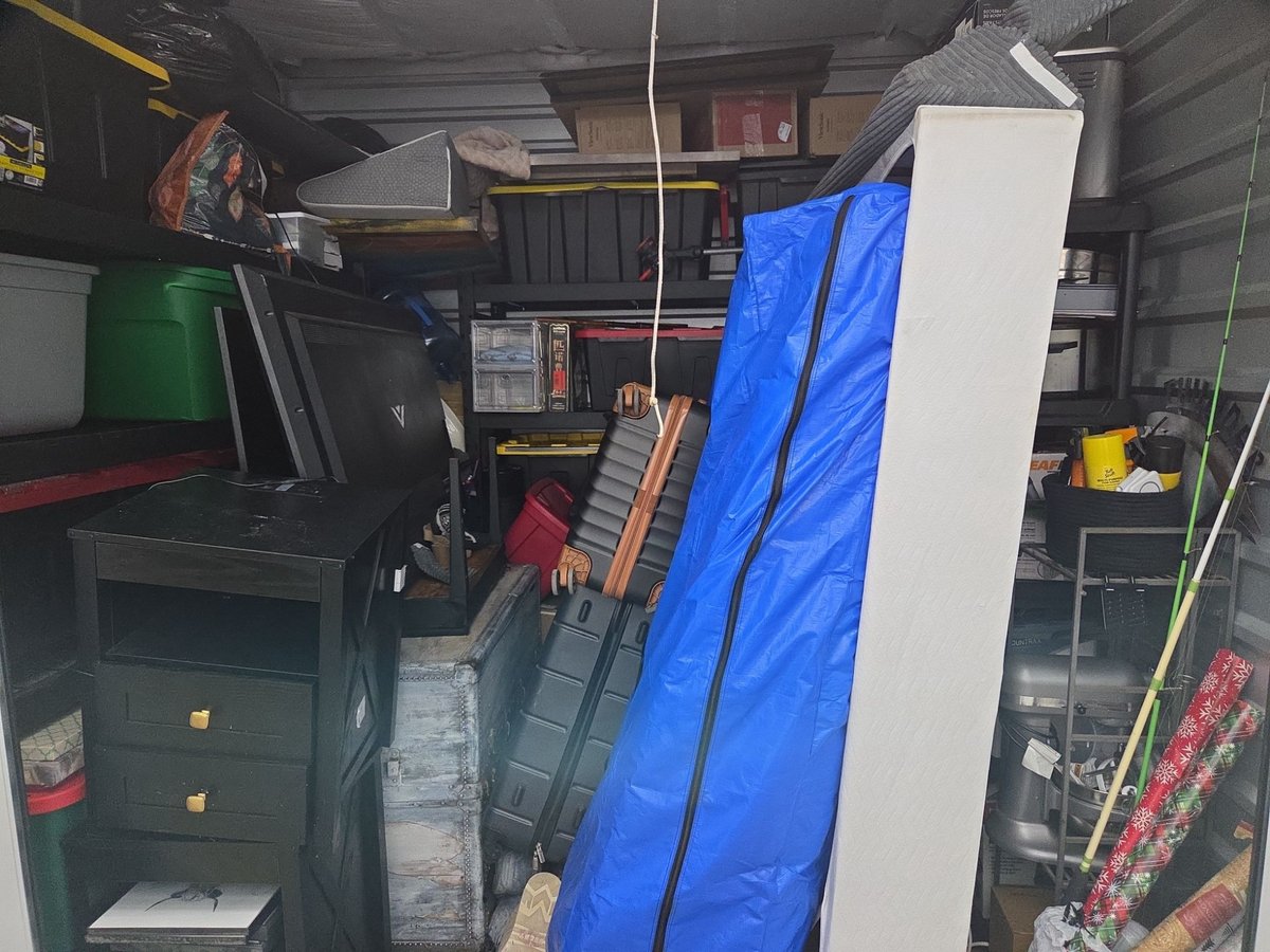 10 x 10 storage unit in Lawton, OK