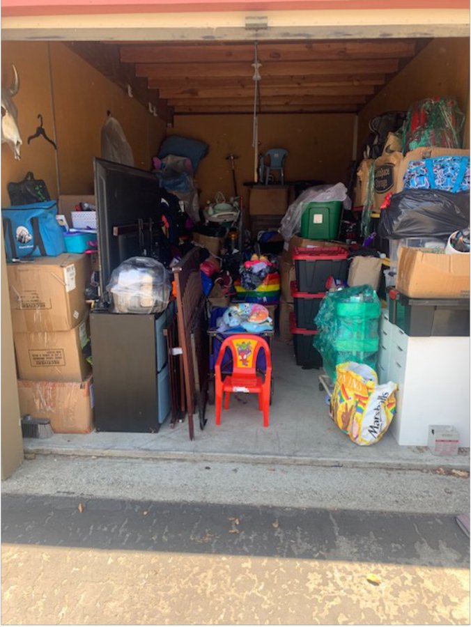 10 x 20 storage unit in Gilroy, CA