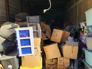 10 x 30 storage unit in Sacramento, CA