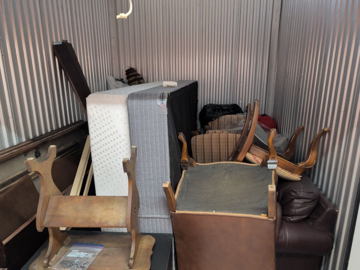 8 x 10 storage unit in Naperville, IL