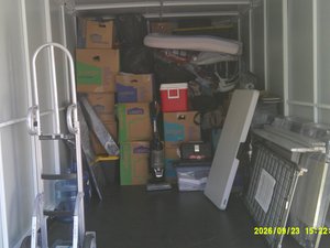 8 x 20 storage unit in Lake Elsinore, CA