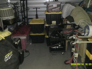 10 x 10 storage unit in Lake Elsinore, CA