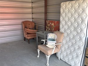 10 x 15 storage unit in Midlothian, TX