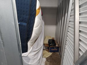 5 x 7 storage unit in Jacksonville, FL