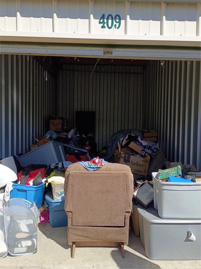 10 x 20 storage unit in Winchester, KY